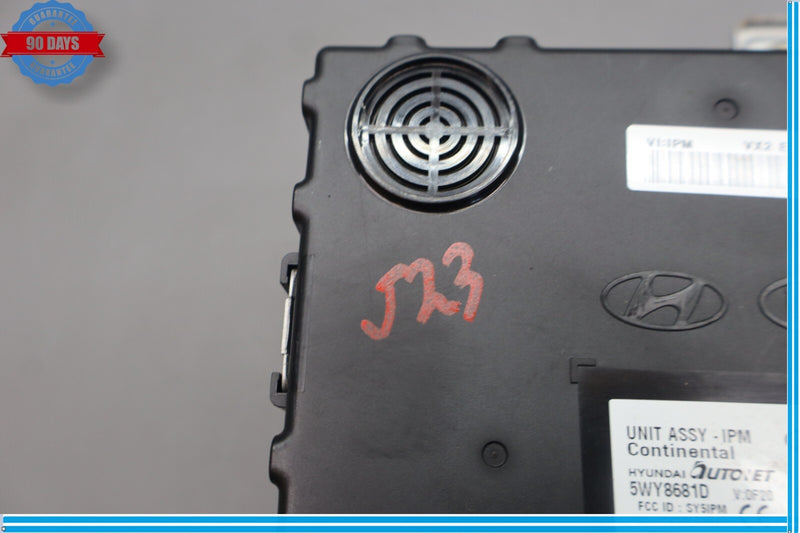 Load image into Gallery viewer, 11-13 Hyundai Equus SIG Body Control Module BCM Unit 95400-3N101 Oem
