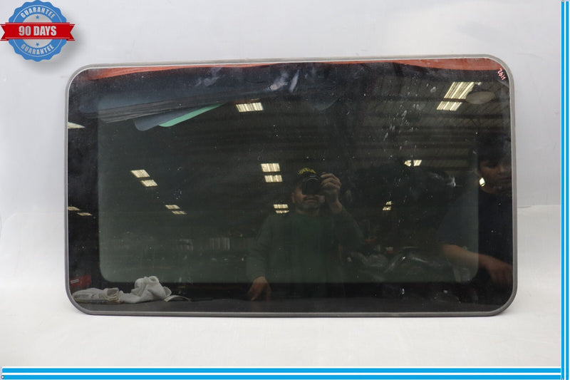 Load image into Gallery viewer, 12-19 Mercedes X166 GL450 GL550 GLS550 Sunroof Sun Roof Glass 1667800021 Oem
