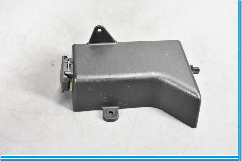 Load image into Gallery viewer, 04-09 Jaguar XJ8 XJR Glove Box 12V Outlet Plug Black 2W93F060D08AA Oem
