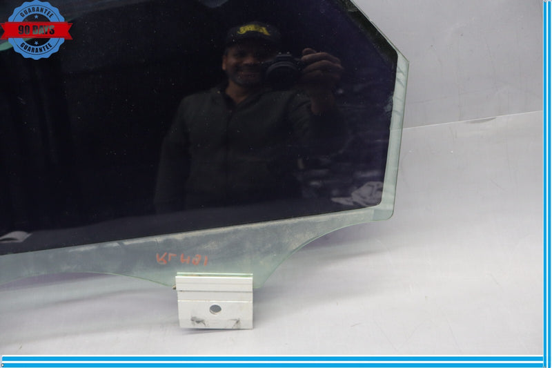 Load image into Gallery viewer, 10-19 Jaguar XJ XJL X351 Rear Left Driver Side Door Window Glass C2D41365 Oem
