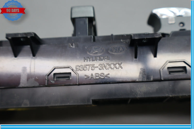 Load image into Gallery viewer, 11-14 Hyundai Equus Front Right Passengers Side Power Window Lock Switch Oem
