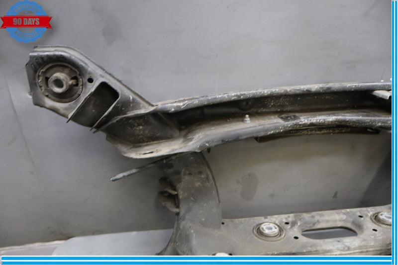 Load image into Gallery viewer, 10-18 Mercedes C250 C350 W207 Rear Sub Frame Crossmember Cradle Oem
