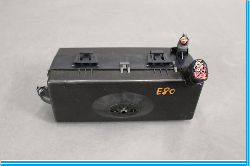 Load image into Gallery viewer, 14-17 Maserati Ghibli Engine Power Junction Distribution Fuse Relay Box Oem
