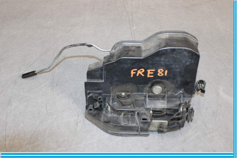 Load image into Gallery viewer, 07-10 BMW X5 E70 Front Right Passenger Side Door Lock Latch Actuator Oem
