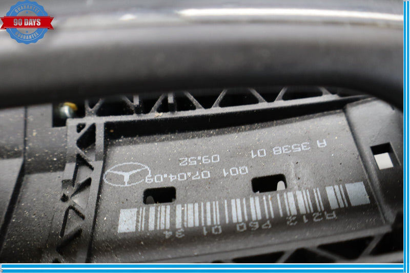 Load image into Gallery viewer, 10-13 Mercedes E350 Rear Left Driver Side Exterior Door Handle Oem

