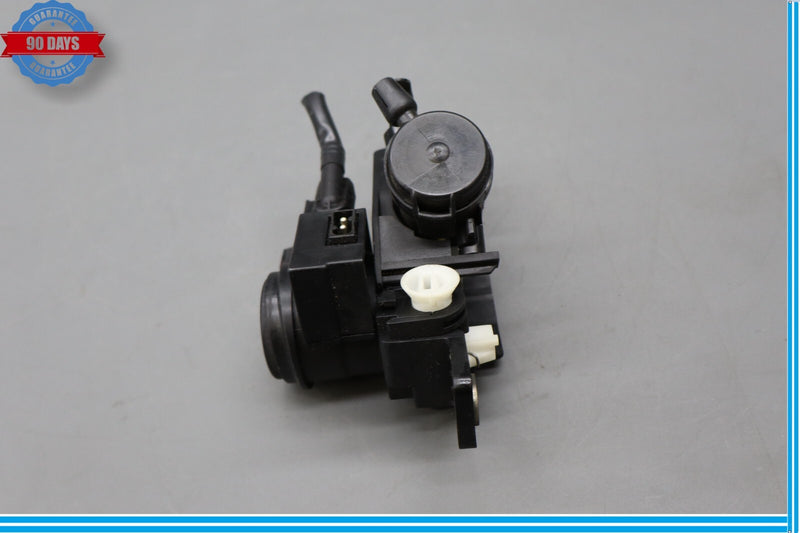 Load image into Gallery viewer, 90-02 Mercedes SL320 SL500 R129 Rear Trunk Lid Lock Latch Actuator Oem
