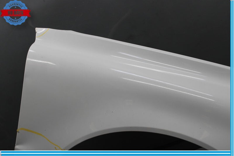 Load image into Gallery viewer, 06-10 Volvo C70 Front Right Passenger Side Fender Cover Assembly 31253524 Oem
