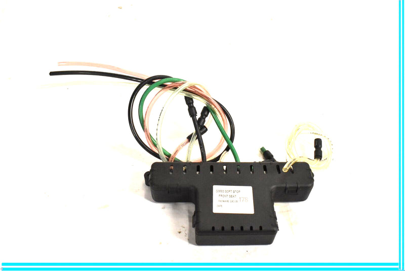 Load image into Gallery viewer, 04-08 Maserati Quattroporte Front Right Passenger Seat Air Valve G3CV20 Oem
