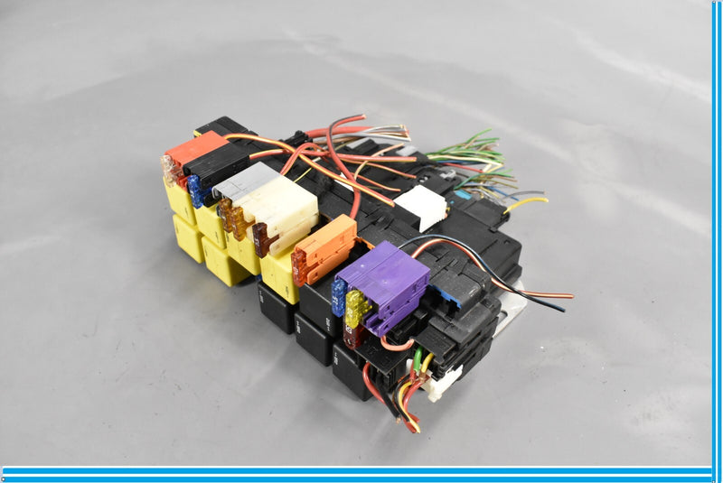 Load image into Gallery viewer, 00-06 Mercedes S500 S600 CL500 CL600 W220 Front Left SAM Relay Fuse Box Oem
