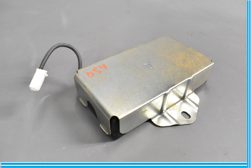 Load image into Gallery viewer, 07-09 Lexus LS460 Battery Mayday Communication Control Module Oem
