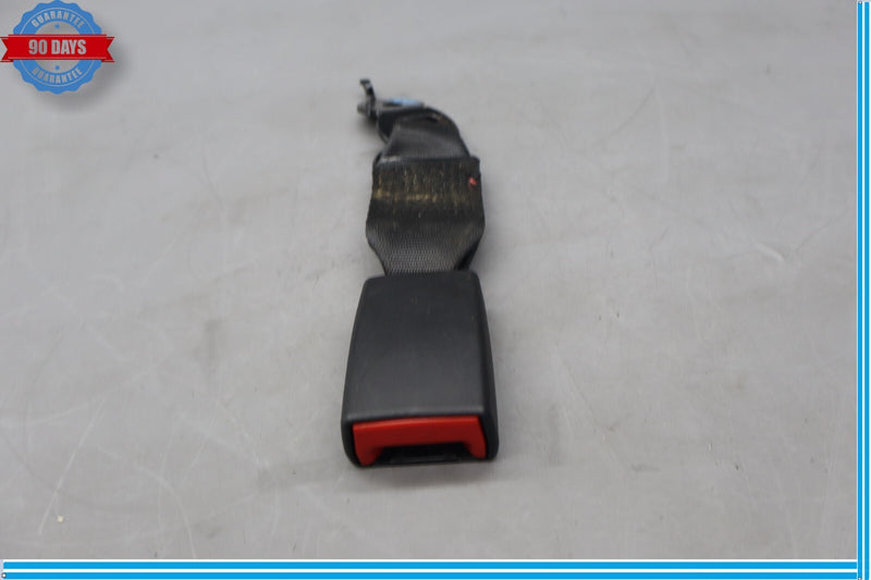 Load image into Gallery viewer, 11-16 BMW 528i 535i F10 Rear Lower Center Seatbelt Seat Belt Buckle Oem
