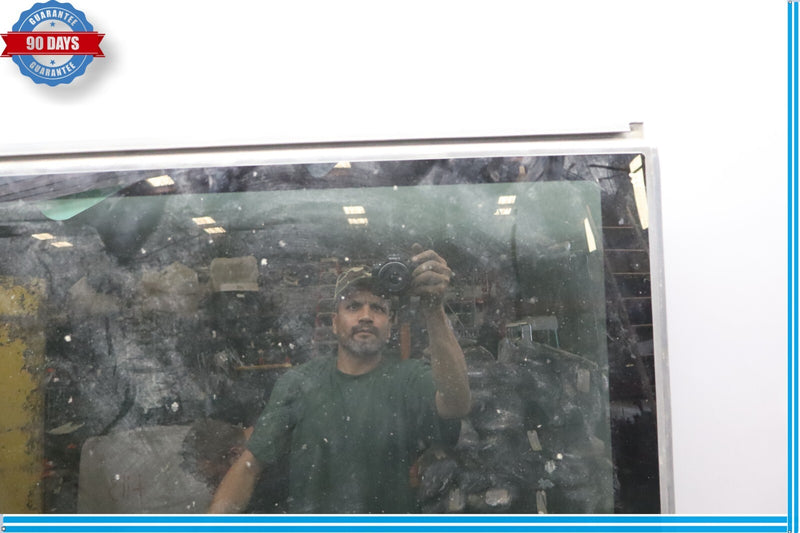 Load image into Gallery viewer, 11-18 Porsche Cayenne S 958 Top Upper Sun Roof Sunroof Glass 7P5877071 Oem
