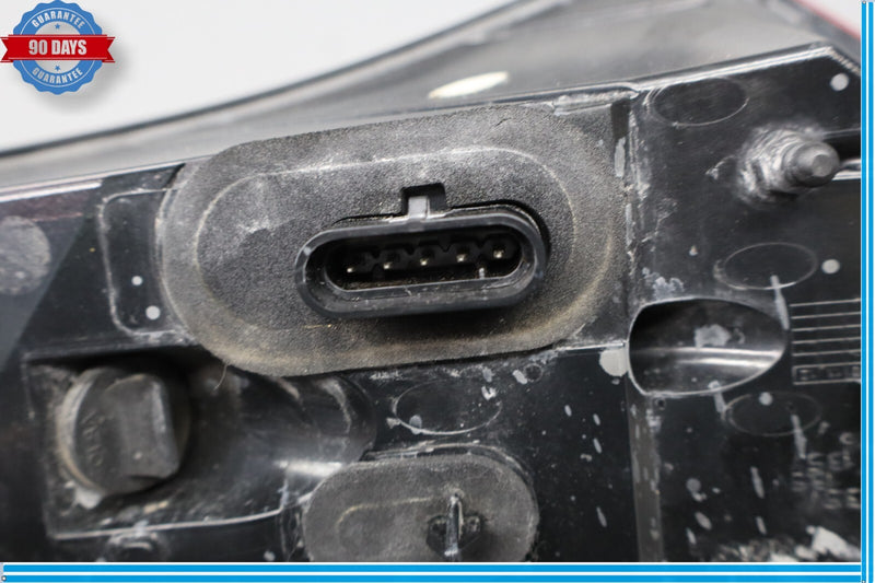 Load image into Gallery viewer, 14-17 Maserati Ghibli Rear Right Side Trunk Outer Taillight Tail Light Lamp Oem
