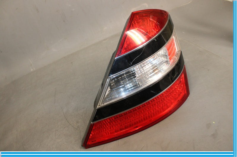 Load image into Gallery viewer, 07-09 Mercedes S550 S600 W221 Right Passenger Tail Light Lamp 2218200464 Oem
