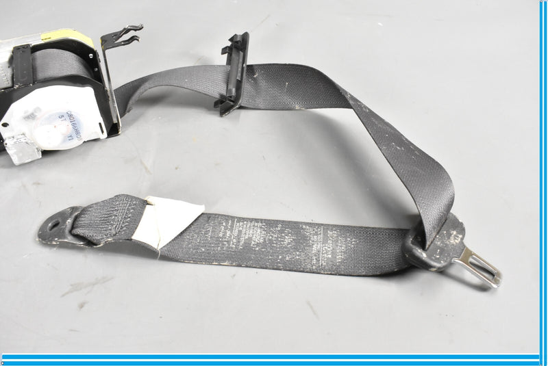 Load image into Gallery viewer, LEXUS LS460 XF40 REAR RIGHT SIDE SEAT BELT SEATBELT RETRACTOR OEM 2007 - 2009
