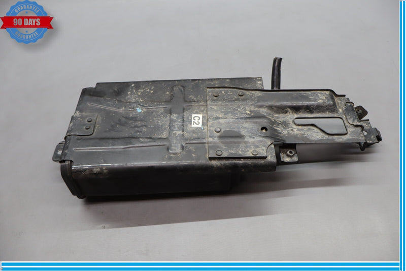 Load image into Gallery viewer, 11-16 Hyundai Equus Sig Fuel Gas Charcol Vapor Evaporator Canister System Oem
