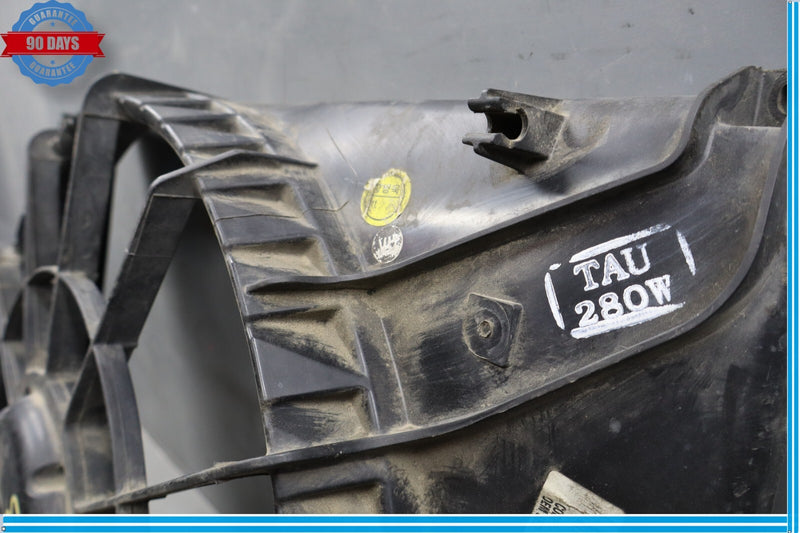Load image into Gallery viewer, 11-16 Hyundai Equus Signature Engine Motor Radiator Cooling Fan Cover Oem
