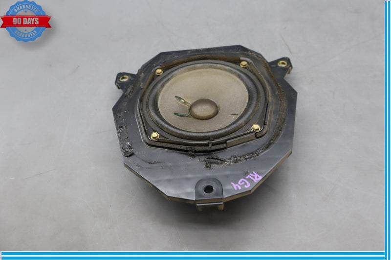 Load image into Gallery viewer, 03-07 Hummer H2 Rear Left Driver Side Door Audio Speaker Oem

