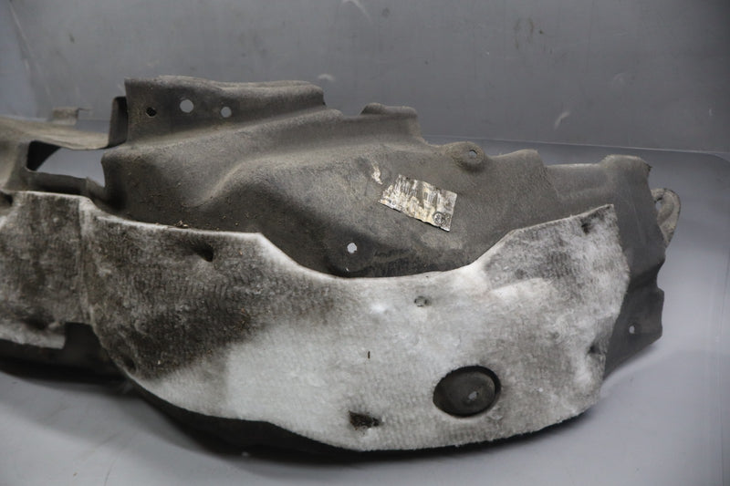 Load image into Gallery viewer, 17-23 Alfa Romeo Giulia Rear Right Inner Fender Liner Splash Guard 50551448 Oem
