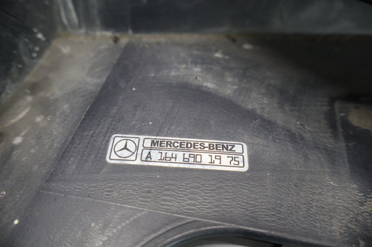 07-12 Mercedes  GL450 GL550 Left Driver Side Running Board A1646901975 Oem