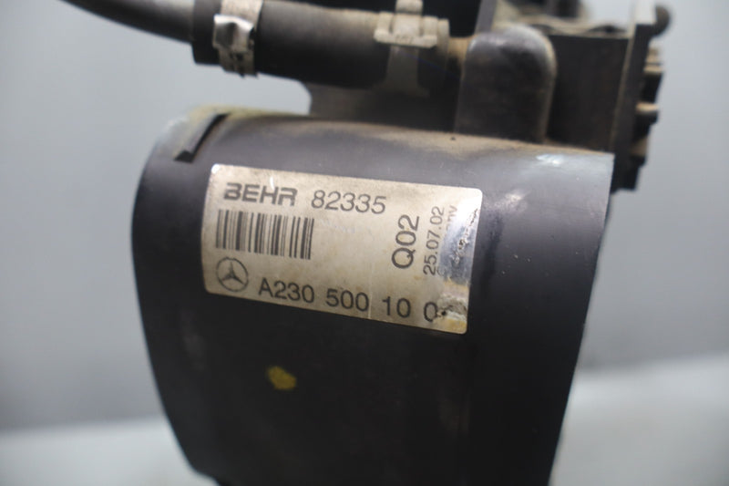 Load image into Gallery viewer, 03-12 Mercedes R230 SL500 SL600 Engine Water Cooling Radiator A2305000303 Oem
