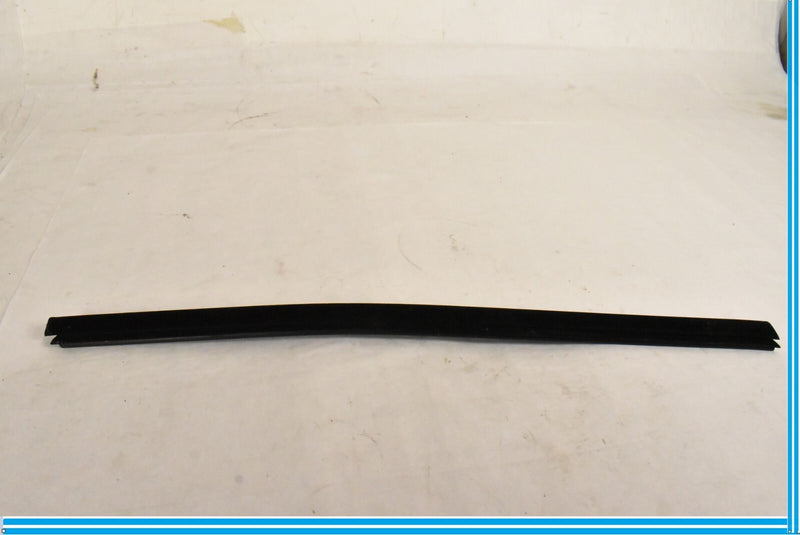Load image into Gallery viewer, MERCEDES C300 W204 FRONT RIGHT DOOR WINDOW BELT WEATHERSTRIP SEAL OEM 2008-14
