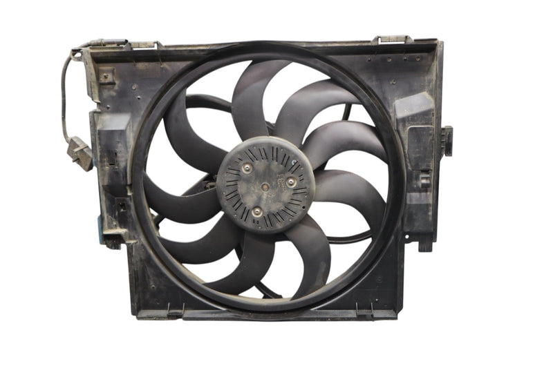 Load image into Gallery viewer, 12-18 BMW 320i 328i F30 Front Radiator Cooling Fan Shroud Assembly 7640511 Oem

