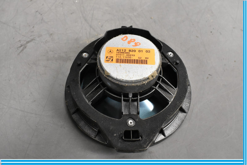 Load image into Gallery viewer, 10-18 Mercedes W212 CLS550 E350 Rear Right or Left Door Audio Sound Speaker Oem
