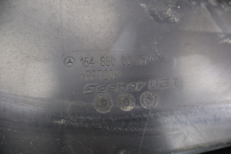 Load image into Gallery viewer, 06-12 Mercedes X164 GL550 ML550 Front Under Hood Cover Grill Air Vent Panel Oem
