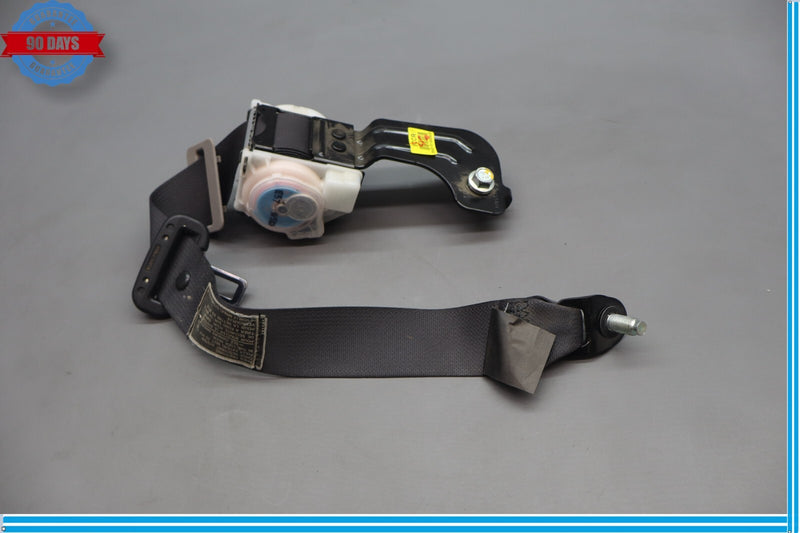 Load image into Gallery viewer, 15-20 Hyundai Genesis Rear Right Side Seat Belt Retractor 89820B1500 Oem
