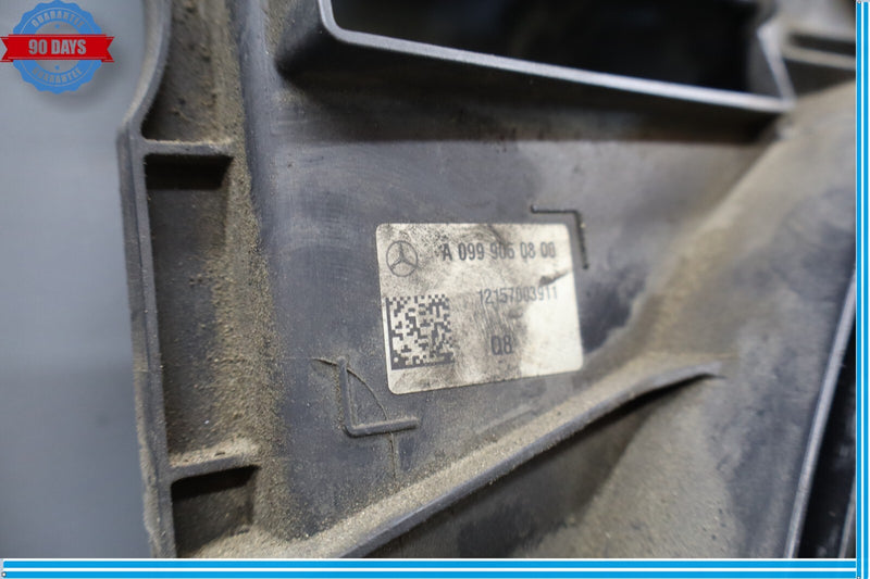 Load image into Gallery viewer, 12-19 Mercedes X166 GL40 GL550 Engine Motor Cooling Radiator Fan Motor Oem
