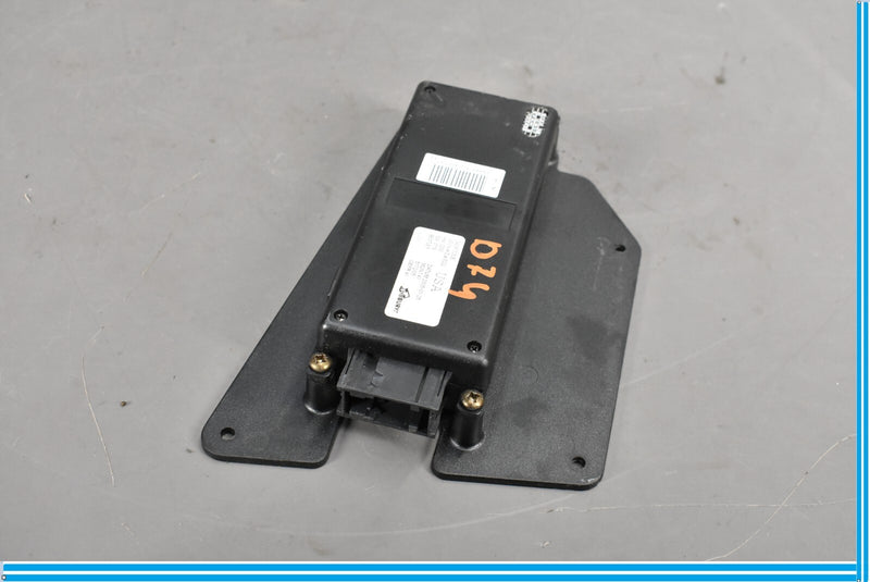 Load image into Gallery viewer, 05-09 Bentley Continental Control Unit For Telephone Voice Control Module Oem
