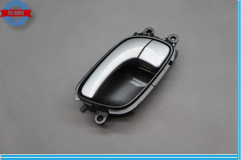 Load image into Gallery viewer, 11-13 Hyundai Equus SIG Front Left Driver Side Interior Door Handle Oem
