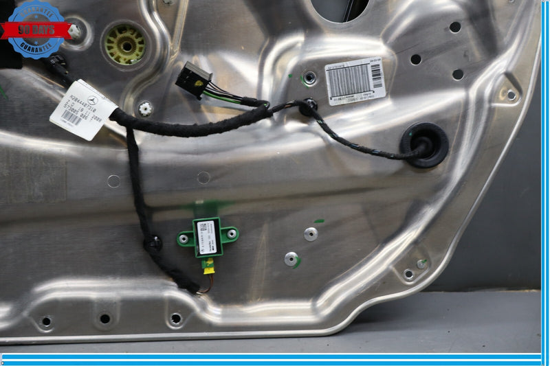 Load image into Gallery viewer, 08-14 Mercedes W204 C250 Front Right Passenger Side Door Window Regulator Oem
