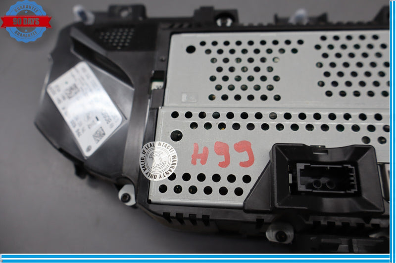 Load image into Gallery viewer, 11-12 Volkswagen VW Touareg V6 VR6 Instrument Cluster Gauge Speedometer Oem
