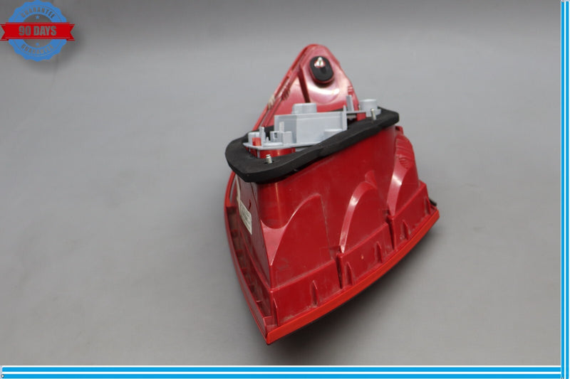 Load image into Gallery viewer, 08-14 Mercedes W204 C350 C300 C63 Rear Right Passenger Side Tail Light Lamp Oem
