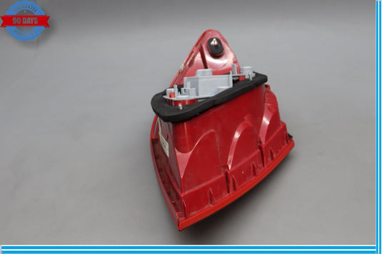 08-14 Mercedes W204 C350 C300 C63 Rear Right Passenger Side Tail Light Lamp Oem