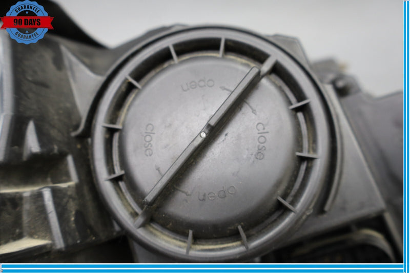 Load image into Gallery viewer, 12-14 Mercedes C250 Front Left Side Halogen Headlight Lamp A2048209959 Oem
