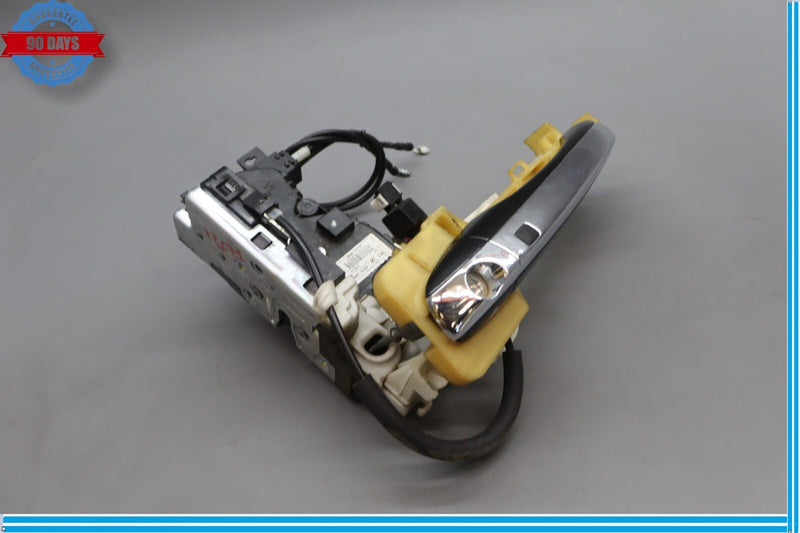 Load image into Gallery viewer, 11-16 Hyundai Equus SIG Front Left Driver Side Exterior Door Handle Oem
