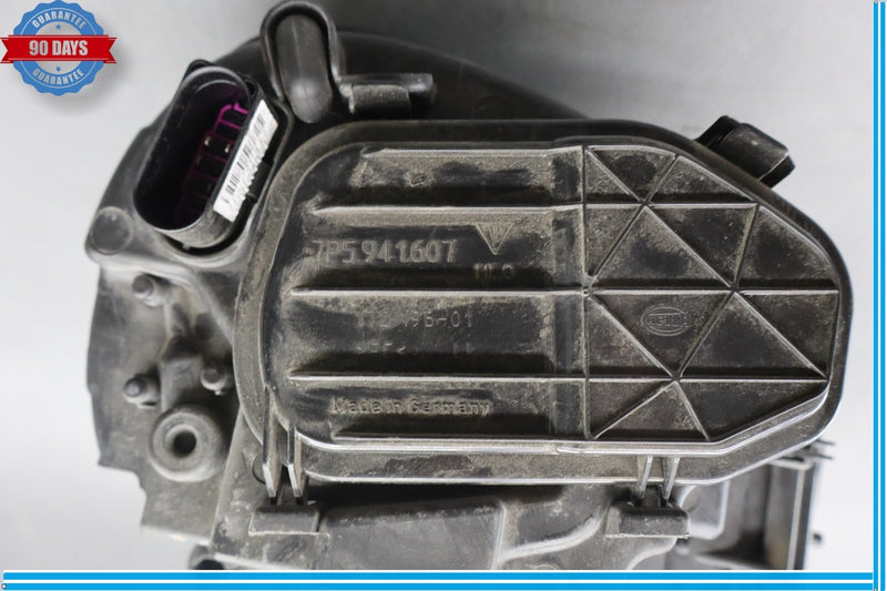 Load image into Gallery viewer, 11-14 Porsche Cayenne 958 Front Left Driver Side Headlight Lamp Halogen Oem

