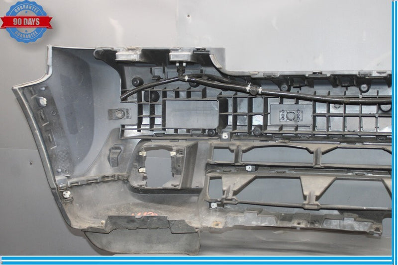 Load image into Gallery viewer, 10-12 Land Rover Range Rover HSE Front Bumper Cover Assembly Oem
