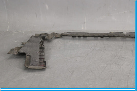 10-13 Mercedes E350 E550 W207 Air Guide Plate Baffle Trim Oem