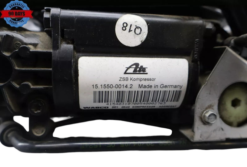 Load image into Gallery viewer, 03-18 Bentley Continental Flying Spur Air Suspension Compressor Pump Oem
