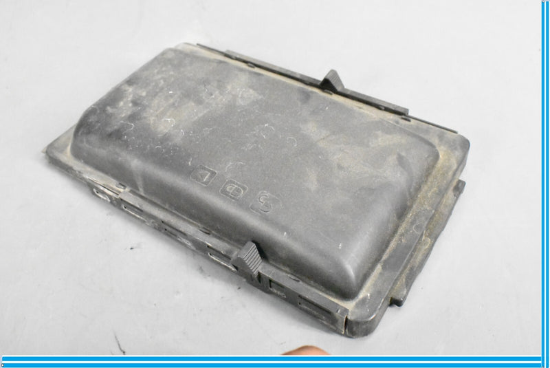 Load image into Gallery viewer, 00-06 Mercedes CL500 S55 W220 Left Side Instrument Housing Cover 2205400082 Oem
