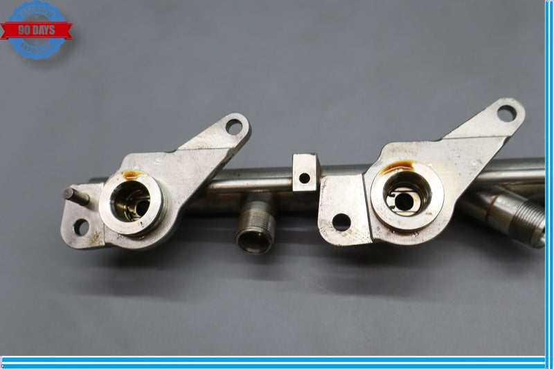 Load image into Gallery viewer, 12-18 Mercedes W218 CLS550 Right Side Fuel Injection Rail Line A2780703495 Oem
