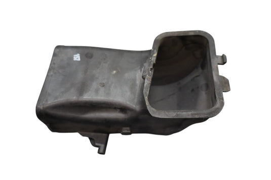 09-15 BMW 740i 750Li xDrive Front Right Side Engine Air Intake Duct Oem