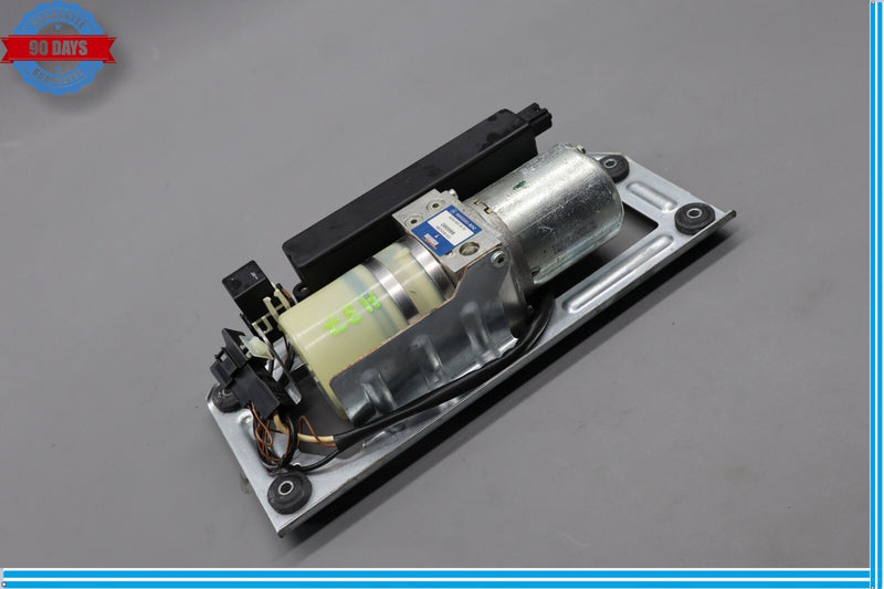 Load image into Gallery viewer, 03-12 Mercedes R230 SL500 Convertible Top Hydraulic Pump Motor Oem
