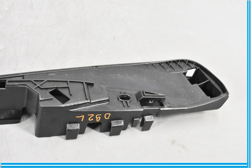 Load image into Gallery viewer, 12-18 BMW F12 F13 650i Front Left Side Seat Switch Panel Support Bracket Oem
