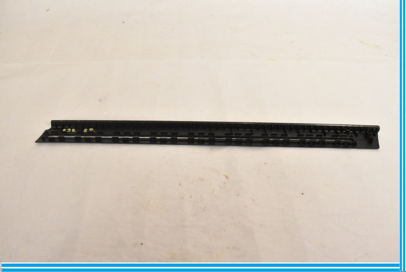 Load image into Gallery viewer, 2012 BMW F10 528XI 550I REAR RIGHT PLASTIC TRIM COVER
