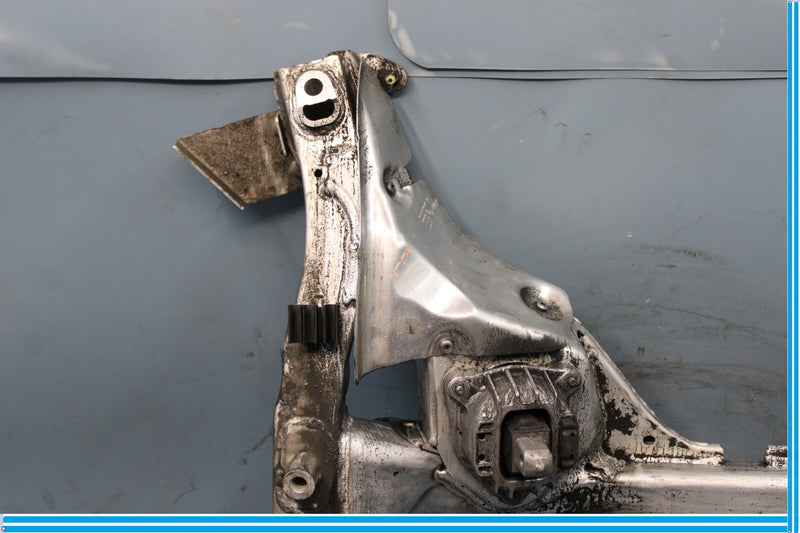 Load image into Gallery viewer, 09-12 BMW 750Li Front Lower Suspension Axle Support Frame Carrier Cradle Oem
